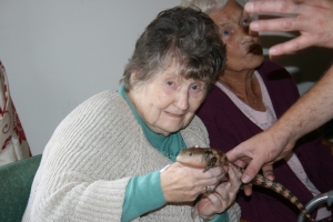 Yvonne with the skink