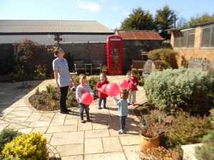 Sport Relief, releasing balloons