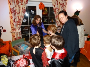 Trick or Treater's admire the snake.