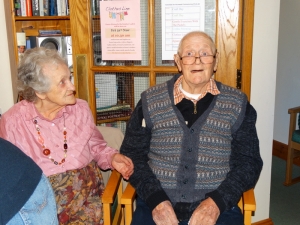 Morris and Jean enjoy a coffee and a chat